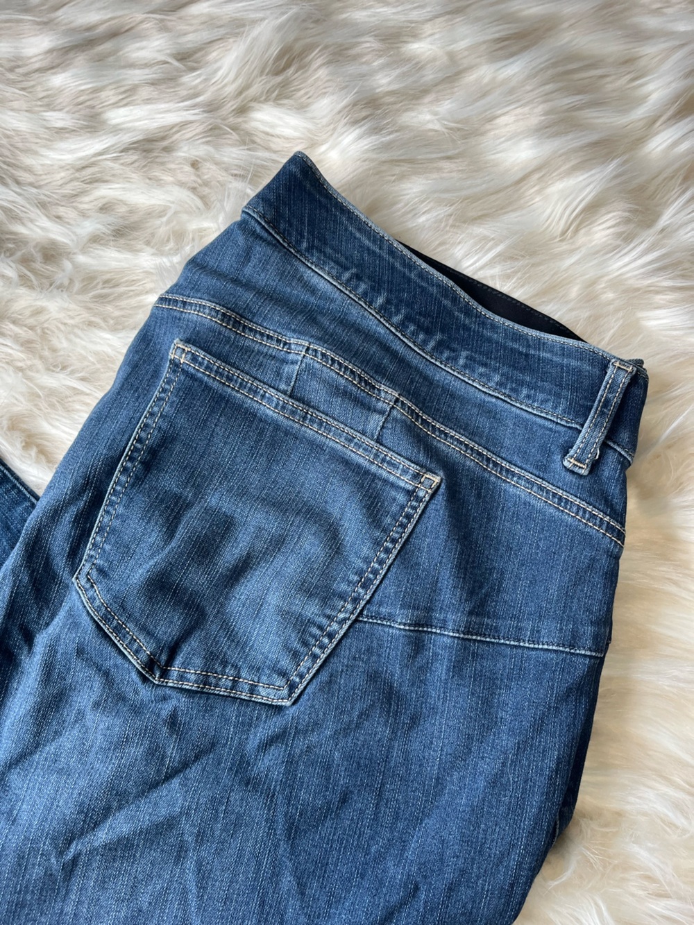 Torrid Bombshell Skinny Size 22 Jeans Women's High Rise Cropped Medium Wash - Picture 2 of 5